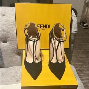 AUTHENTIC Fendi Black Pointed T-Strap Ankle-Buckle Pumps